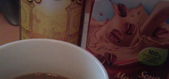 Sojalatte Macchiato und Kahlúa