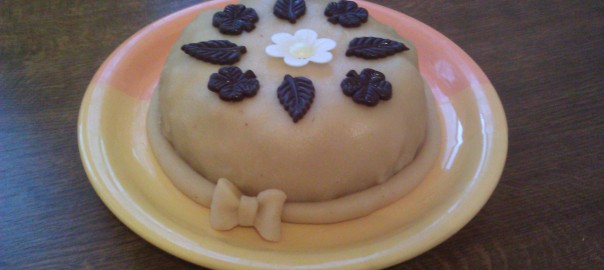 Geburtstagskuchen (Möhren-Marzipan und Erdnuss-Oreokeks)