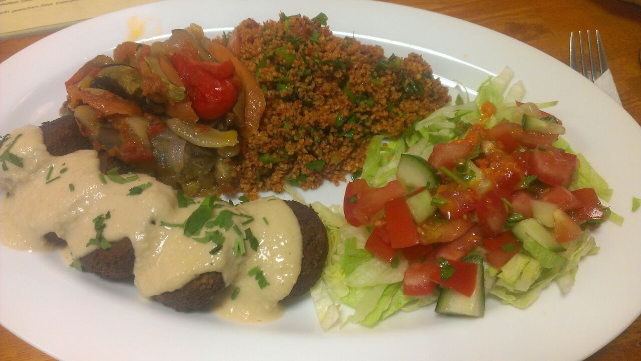 Falafel mit CousCous (im Sardunya, Unna)
